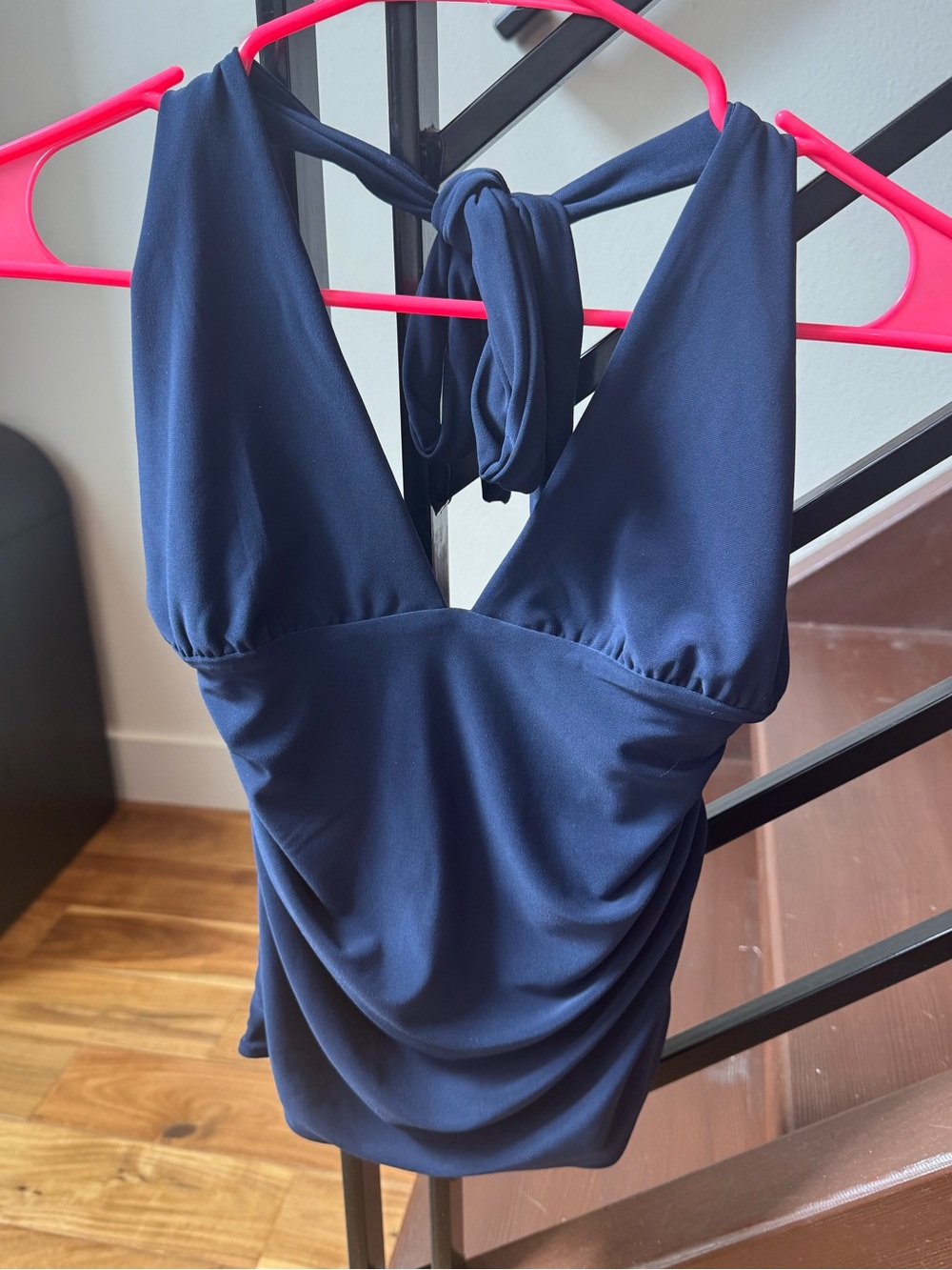 NWT Aritzia halter top - Picture 3 of 5